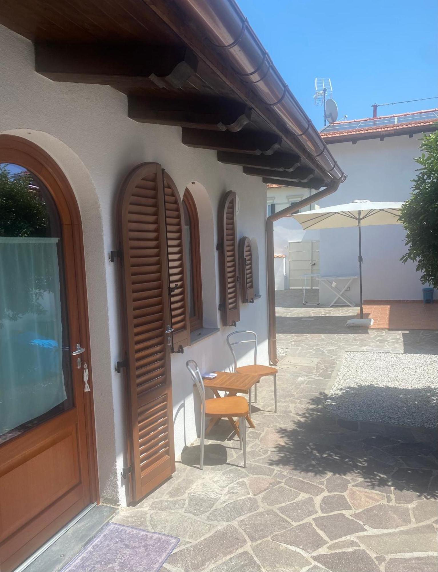 Casa Raffaela Hotel Marina Di Pisa Ngoại thất bức ảnh
